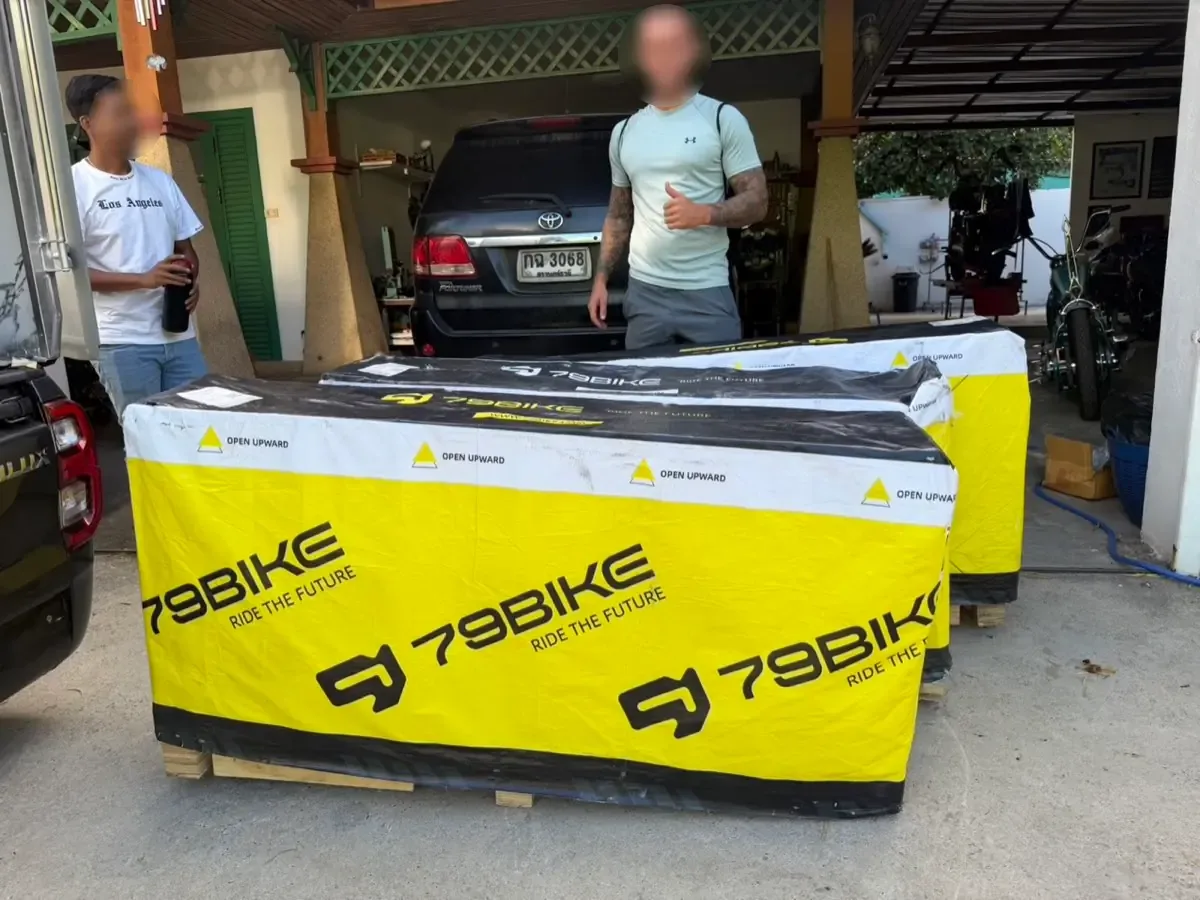 ลังสินค้า 79BIKE ส่งถึงผู้รับ